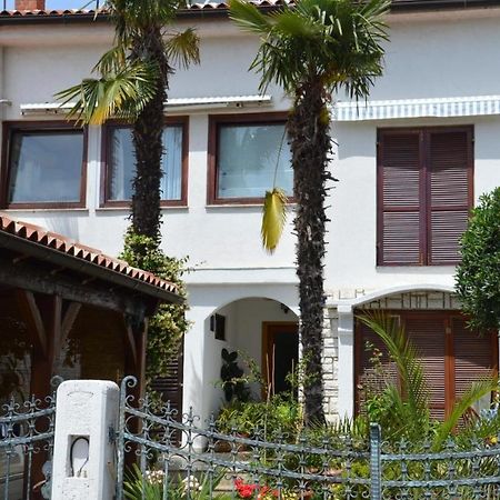 Apartments Zita Porec Exterior photo
