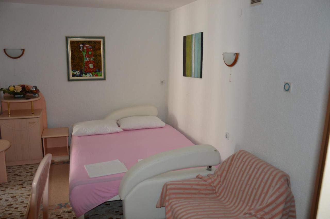 Apartments Zita Porec Exterior photo